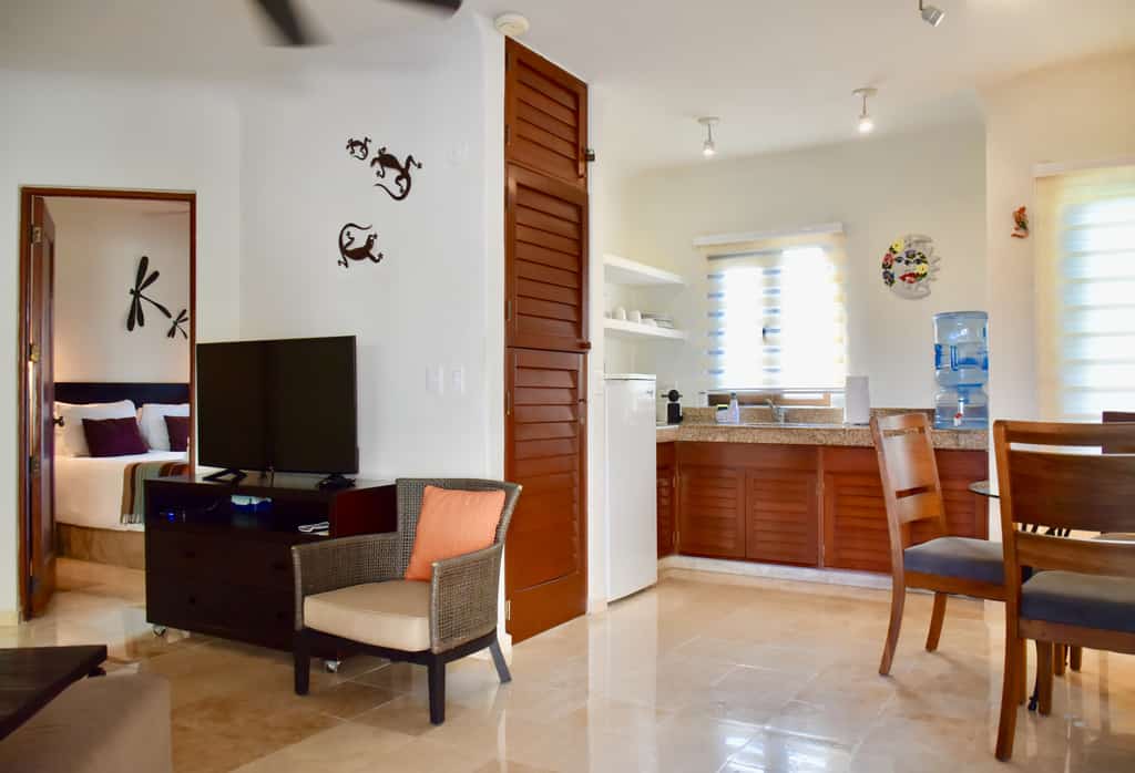One Bedroom Suite, Ocean Garden View. 307