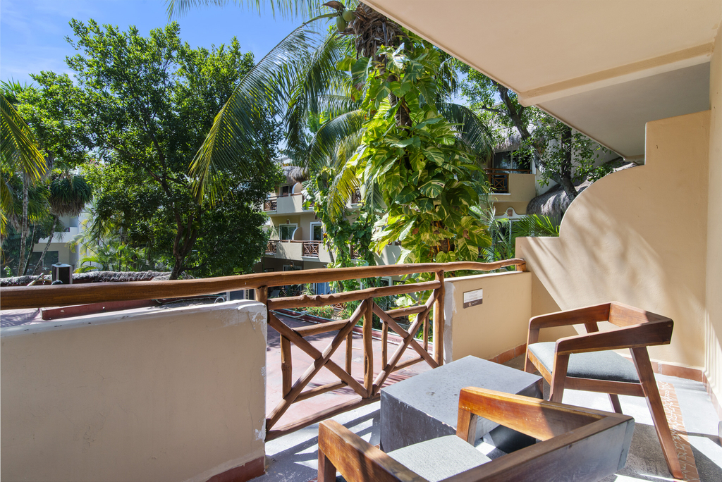 Riviera del Sol King Size Deluxe Suite, 208