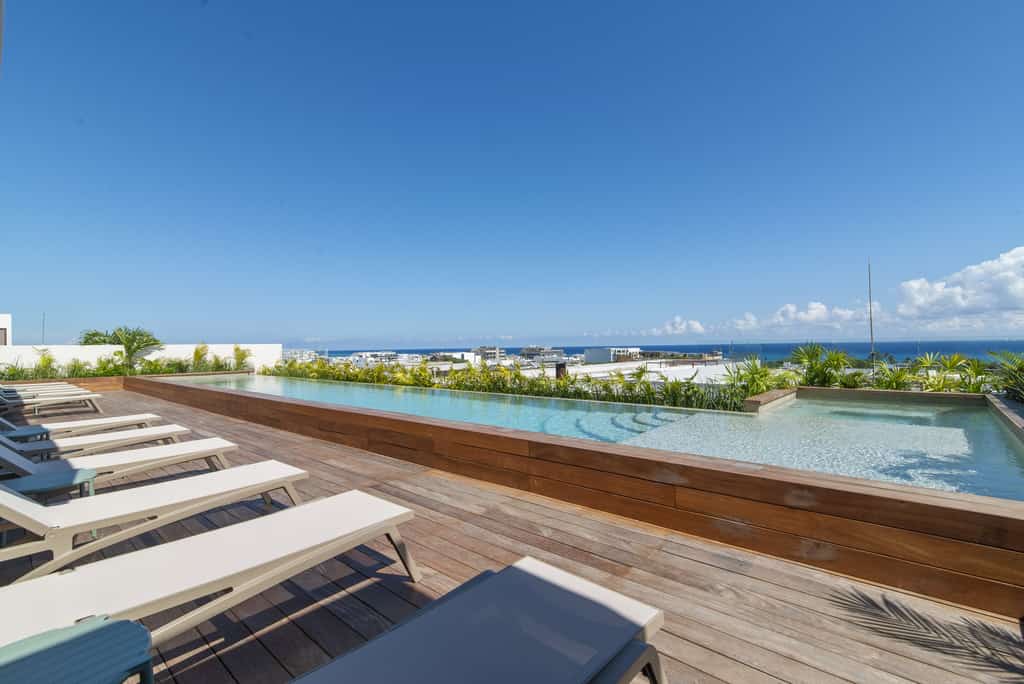 Central Suite | Terrace, Pool & Gym | Casago