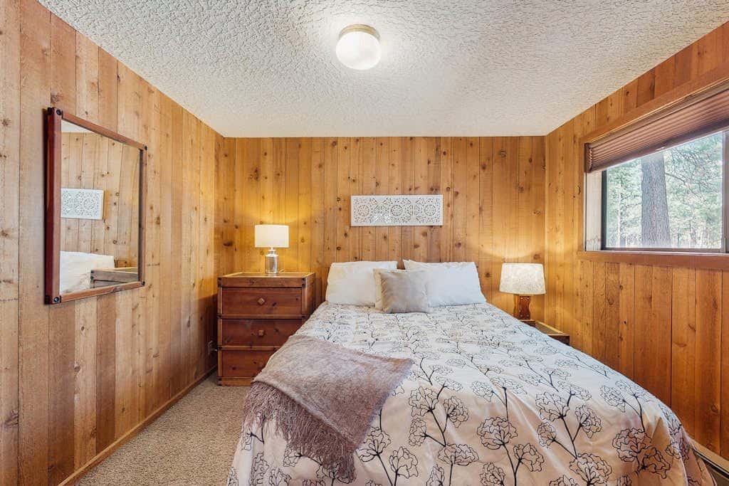 Dog-friendly cabin with pool, sauna, private hot tub, & great deck