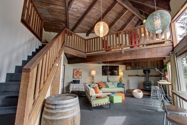 Flying Stag - Upper Chalet