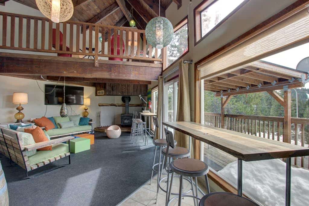 Flying Stag - Upper Chalet