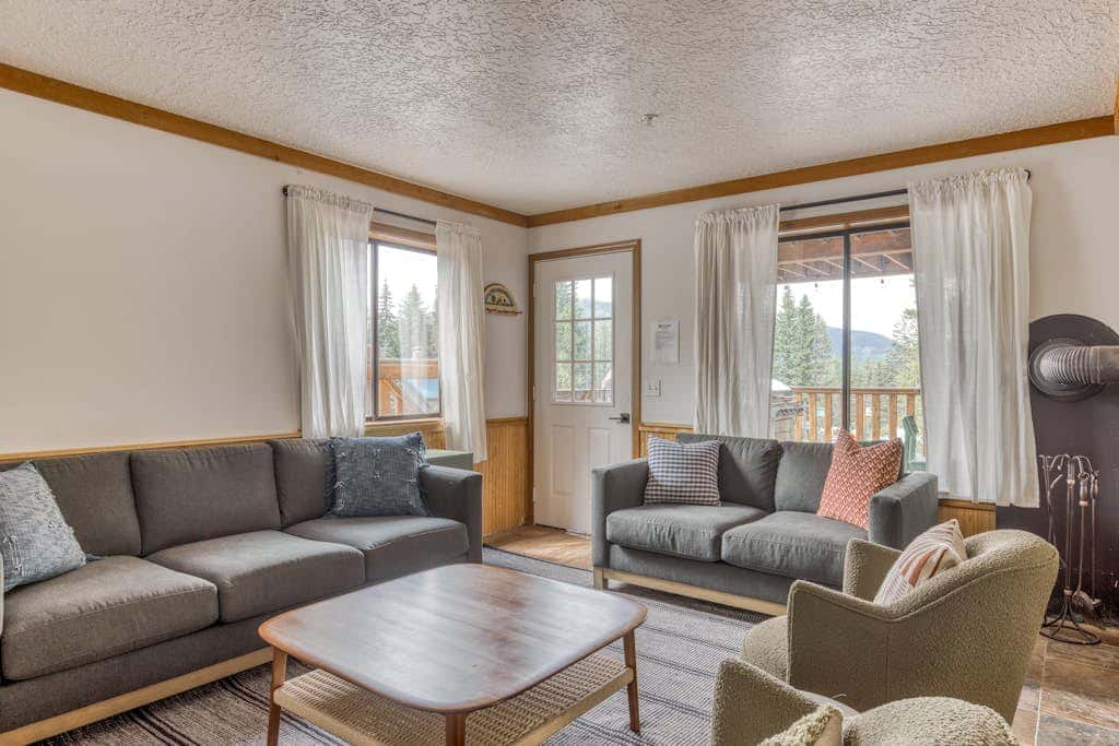 Recently updated in 2024-Dog-Friendly Lodge with a Private Sauna