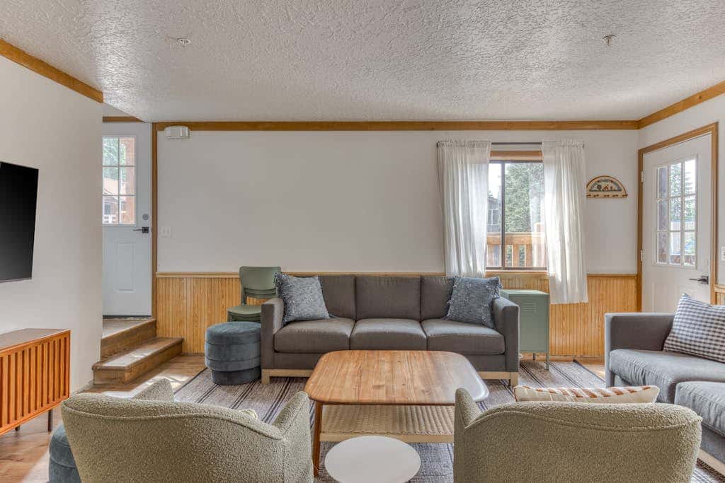 Recently updated in 2024-Dog-Friendly Lodge with a Private Sauna
