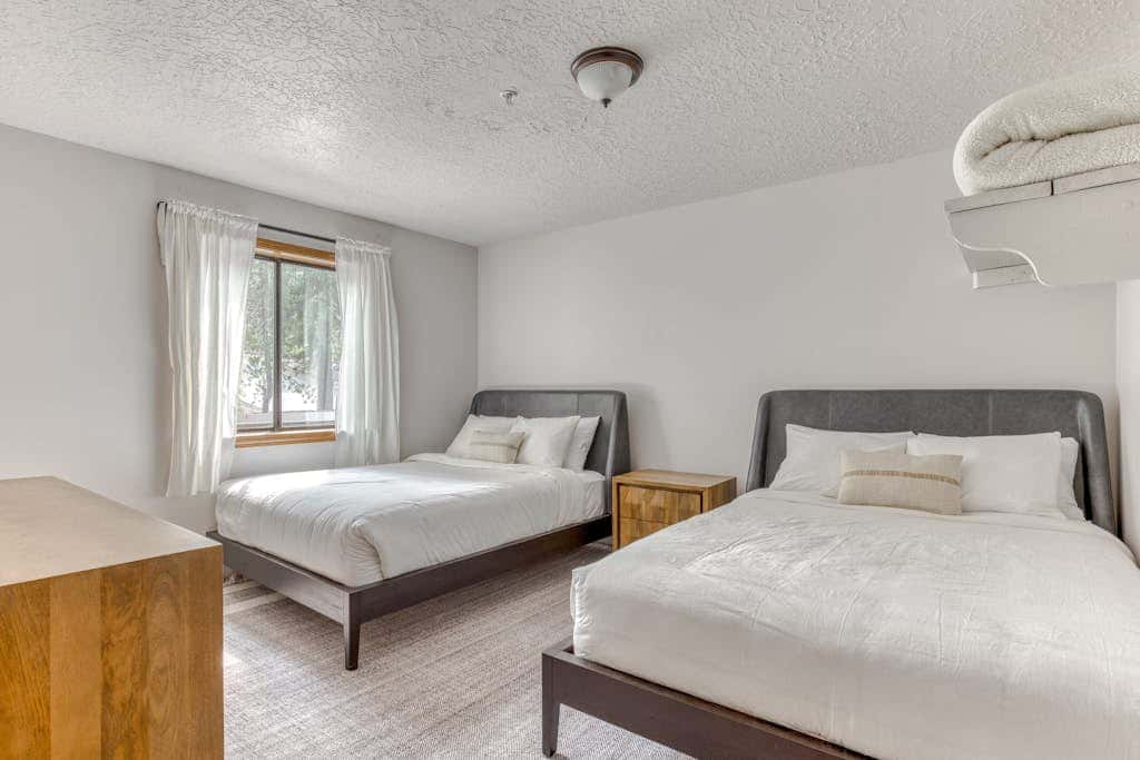 Recently updated in 2024-Dog-Friendly Lodge with a Private Sauna