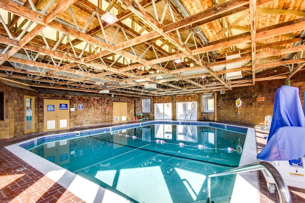 Ideal getaway on the water with private balcony, cozy layout, and free WiFi