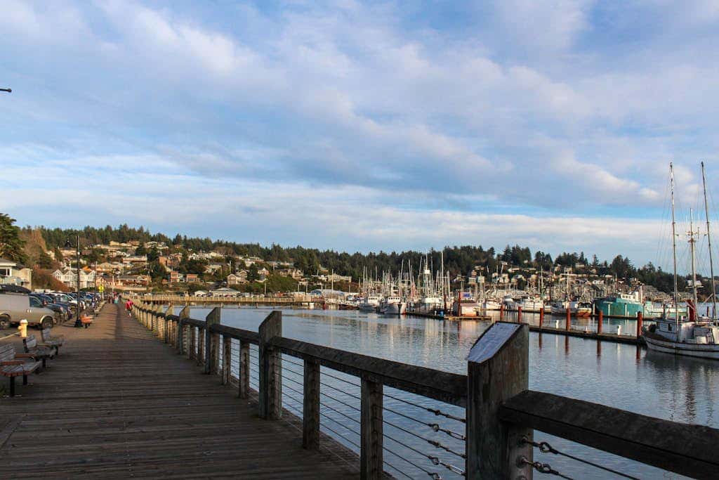 Ideal getaway on the water with private balcony, cozy layout, and free WiFi