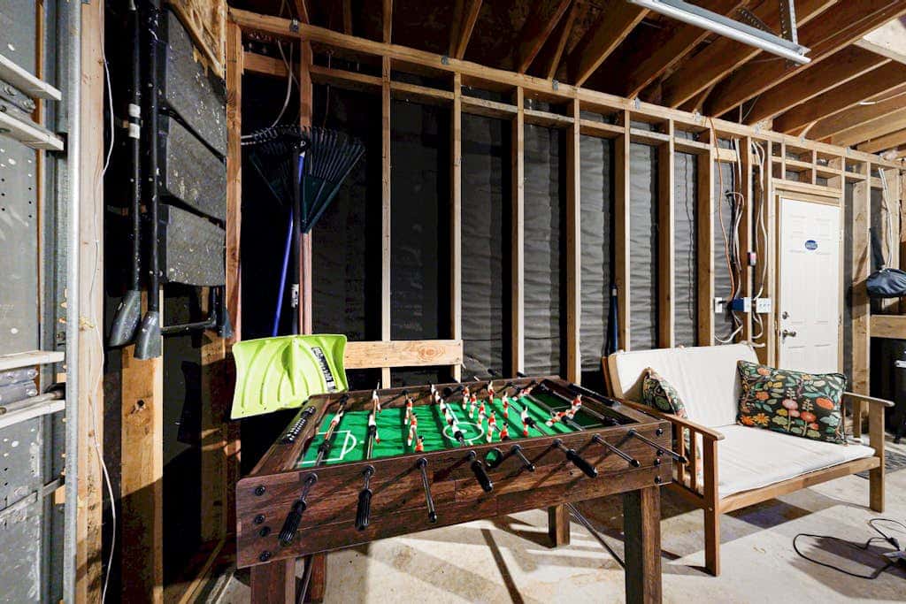 Dog-friendly cabin with deck, fenced yard, game room, & hot tub
