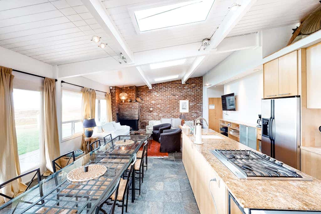 Sunny Oceanfront Condo with Great Views & Amazing Beach Access