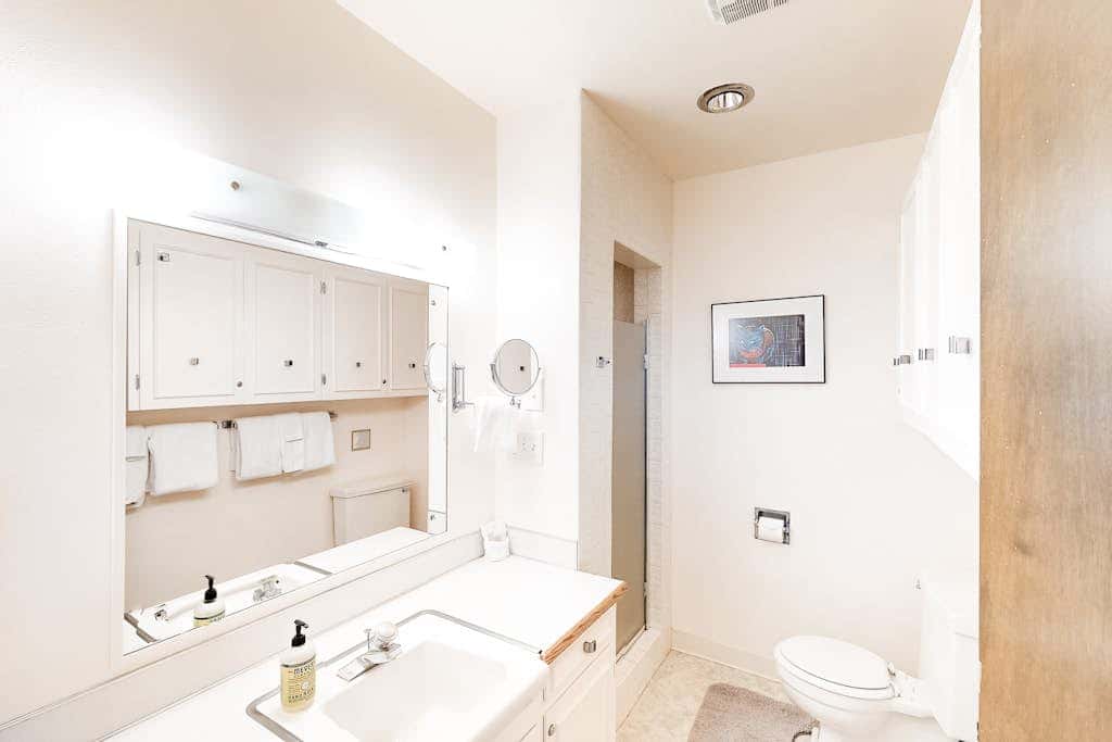 Sunny Oceanfront Condo with Great Views & Amazing Beach Access