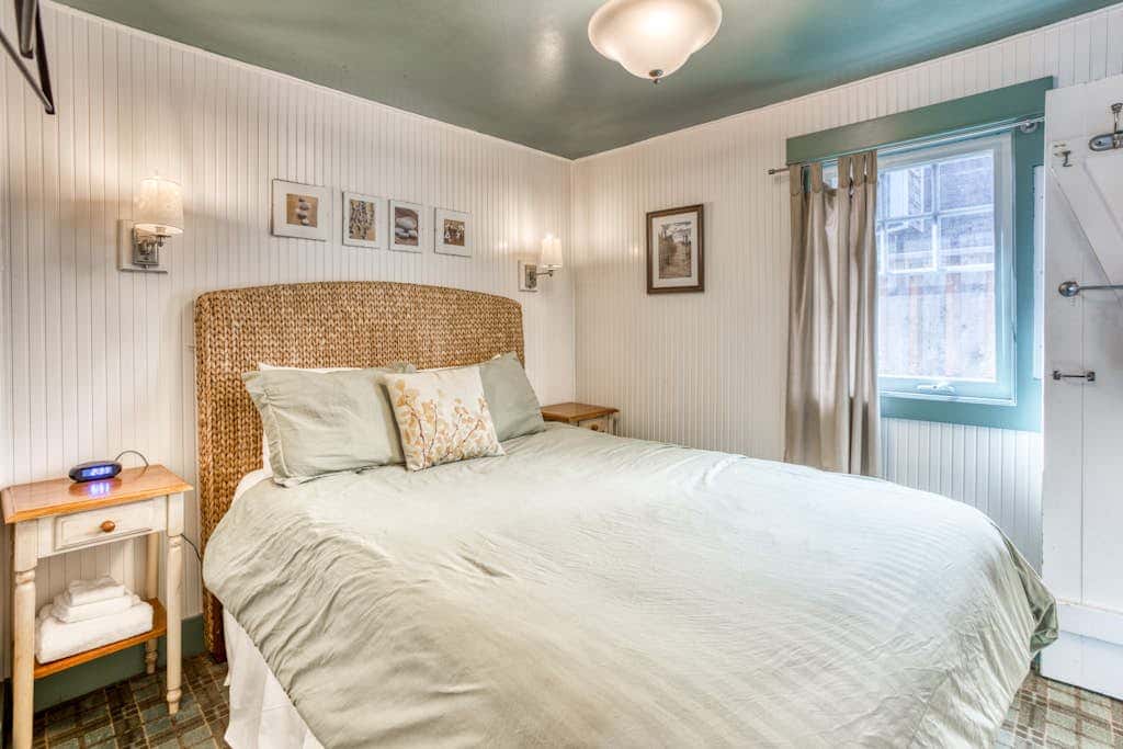 Three Cozy Cottages with Gas Fireplaces, Courtyard, & Beach Access - Dog-Friendly