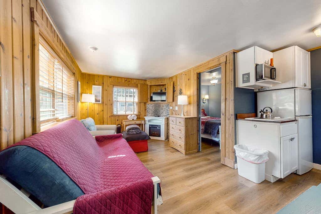 Dog-Friendly Beach Condo with Free WiFi - Close to Beach