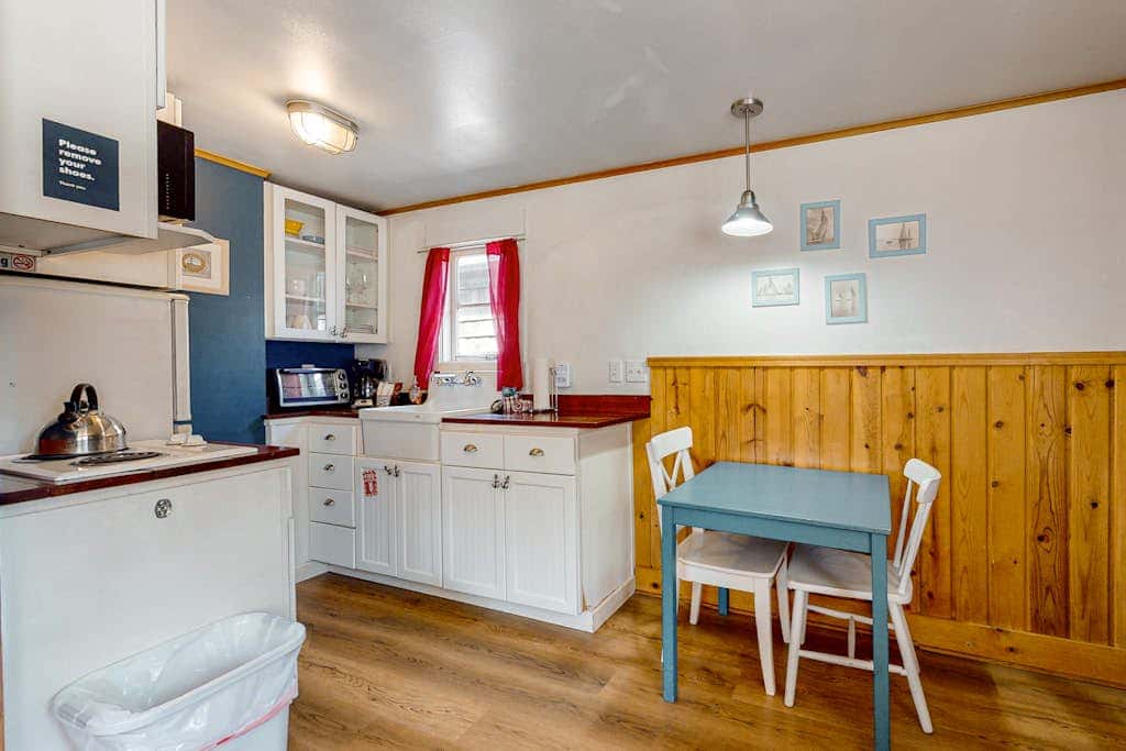 Dog-Friendly Beach Condo with Free WiFi - Close to Beach