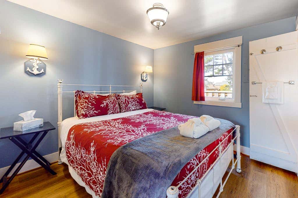 Dog-Friendly Beach Condo with Free WiFi - Close to Beach