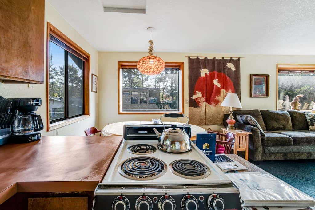 Dog-friendly downtown home moments from the beach w/ distant ocean views