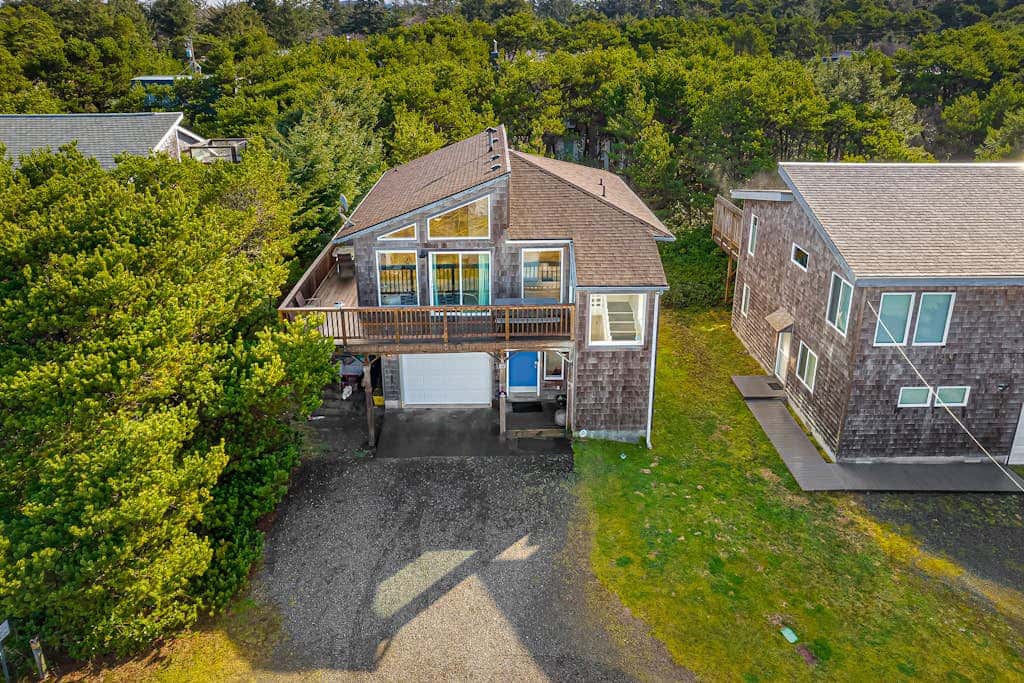 Elegant Home on Quiet Dead-End Street w/ Ocean Views - Dogs OK (MCA #155)