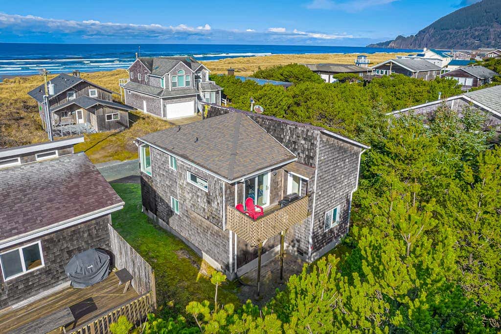 Elegant Home on Quiet Dead-End Street w/ Ocean Views - Dogs OK (MCA #155)