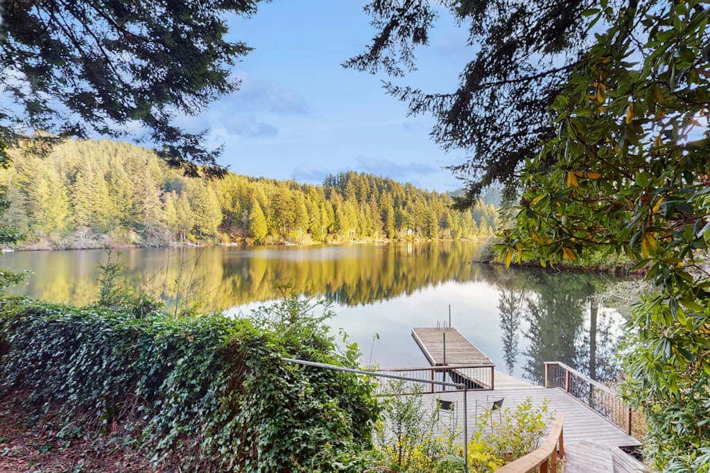 Dog-friendly lakefront home w/ convenient location & private deck