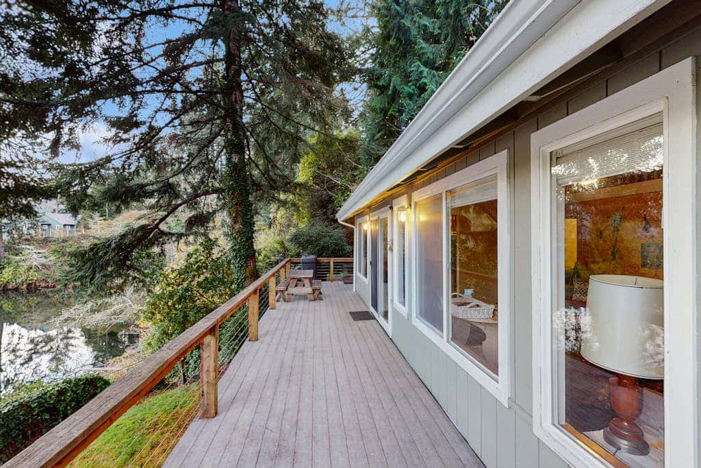 Dog-friendly lakefront home w/ convenient location & private deck