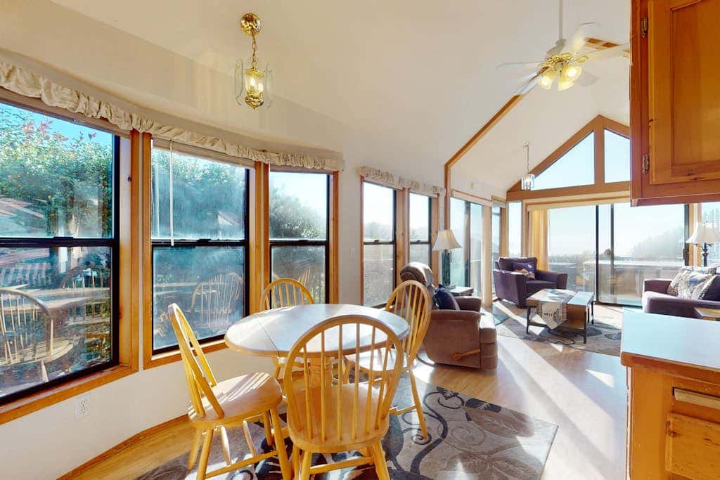 Tranquil dog-friendly coastal escape with private hot tub, patio, & nature views