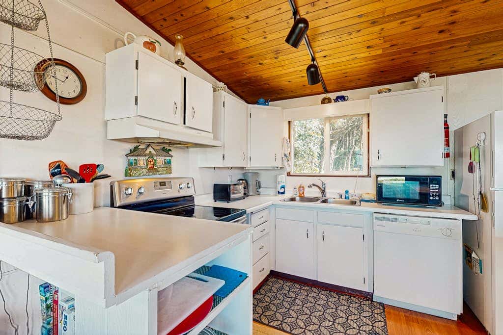 Dog-Friendly Oceanfront Cabin in the Trees with Gorgeous Views