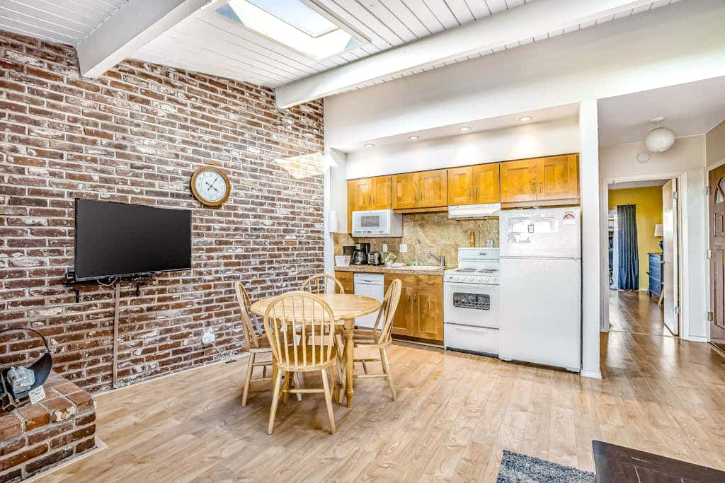 Oceanfront condo - walk to beach & Gearhart Golf Links