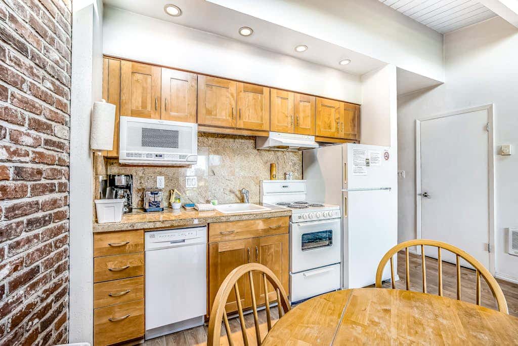 Oceanfront condo - walk to beach & Gearhart Golf Links