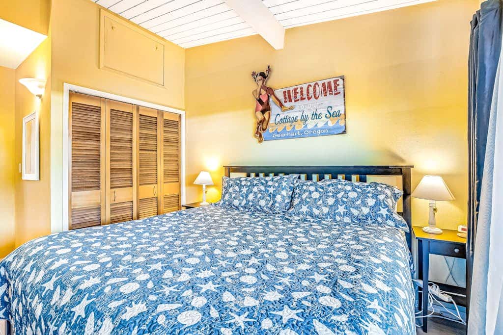 Oceanfront condo - walk to beach & Gearhart Golf Links