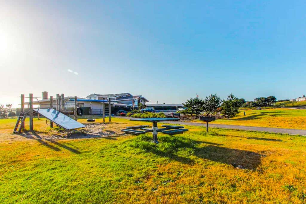 Oceanfront condo - walk to beach & Gearhart Golf Links