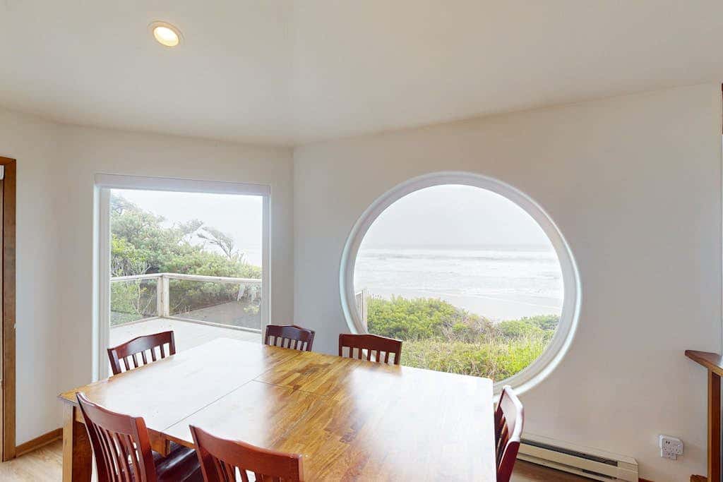 Stunning beachfront home with sweeping ocean views, firepit, fireplace, balcony