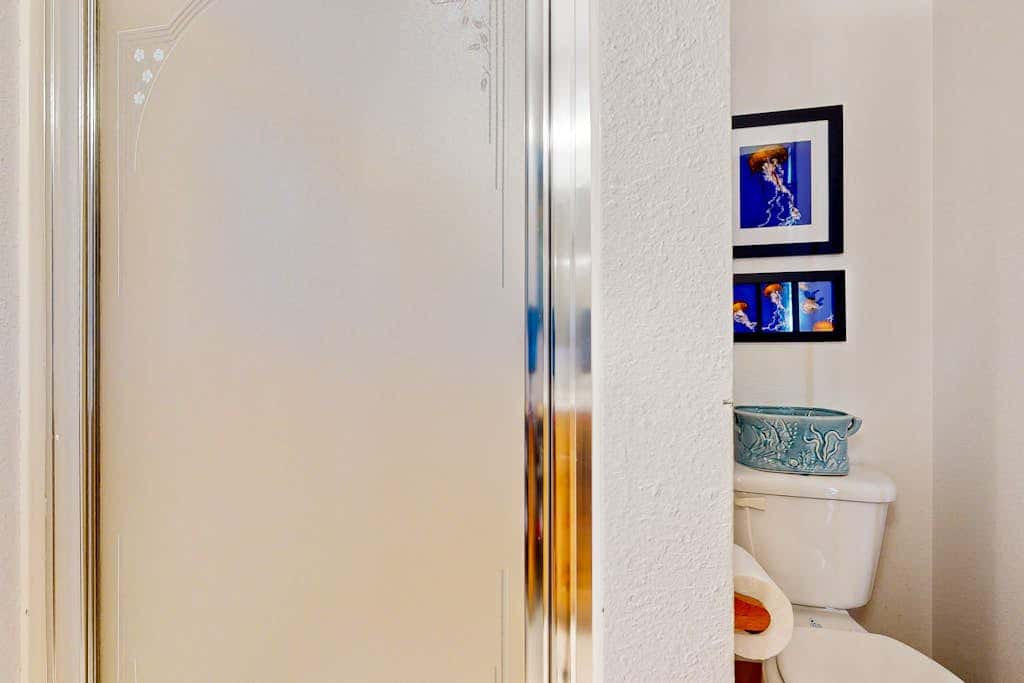 Coastal, Dog-Friendly Home in Great Location - Six Blocks from Nye Beach