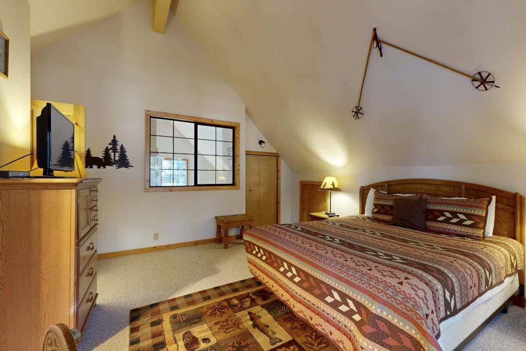 Home with spacious deck with private hot tub & SHARC access