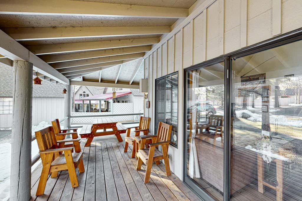 Home with spacious deck with private hot tub & SHARC access