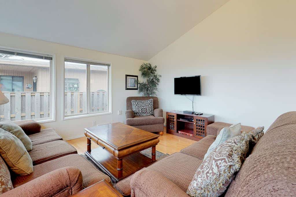 Newport's Cypress Oceanview Home