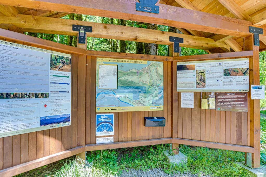 Dog-friendly home with hot tub, shared pool, firepit, fireplace, & river access