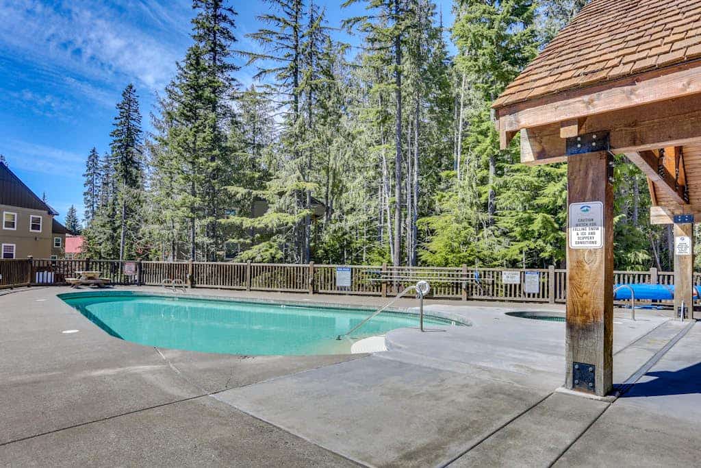 Collins Lake Chalet #24