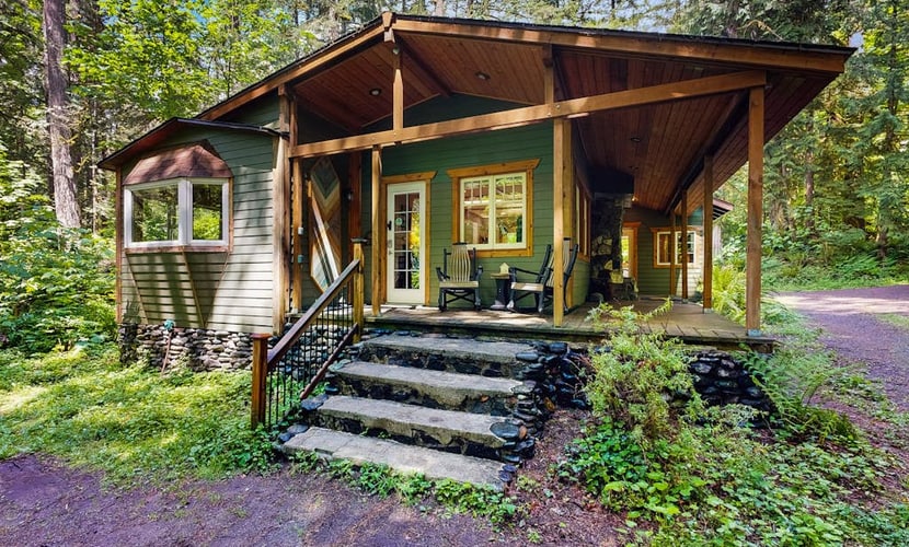 Eva's Cottage - Romancing the River