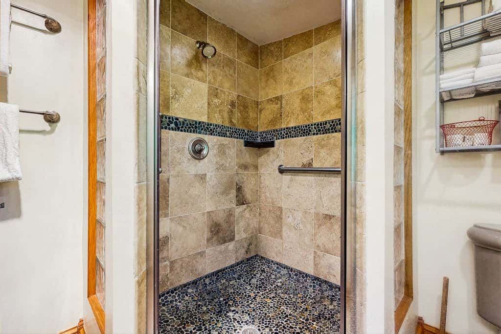 Cozy Riverfront Cottage with Charming Interior & Hot Tub - Dog-Friendly
