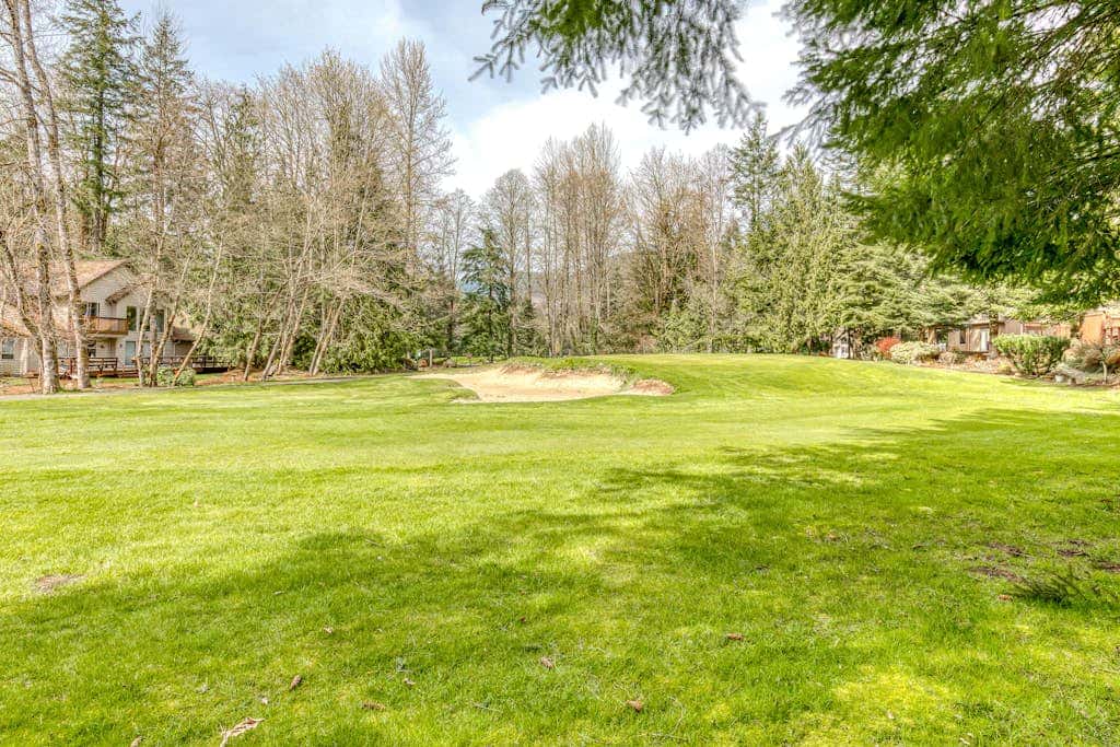 Expansive golf-view getaway with private hot tub, pool, fast WiFi & game room