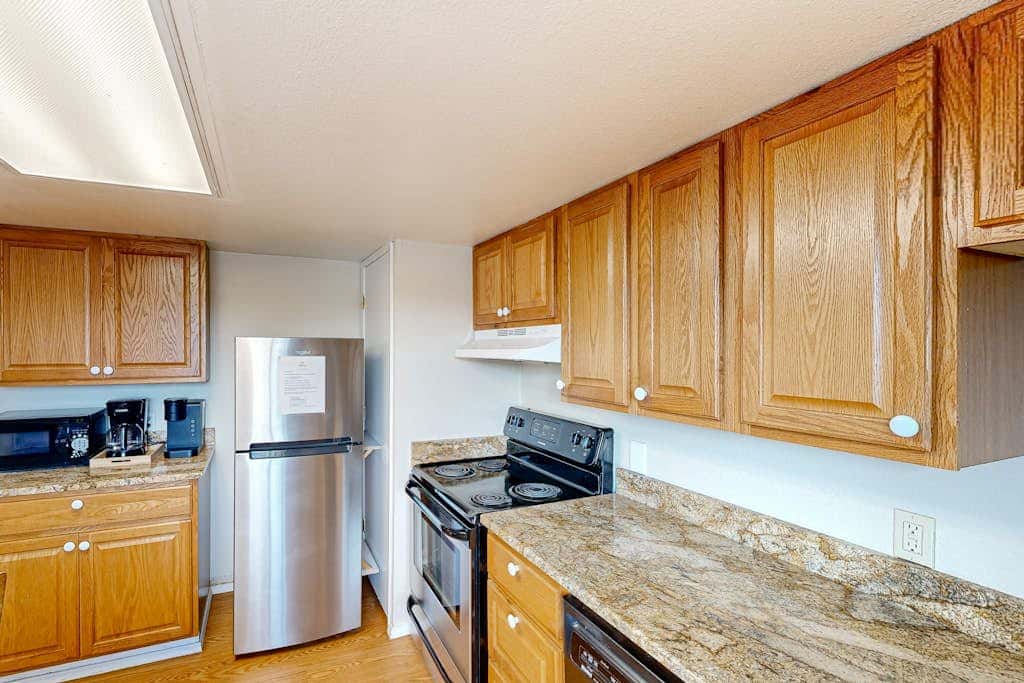 Dog-friendly duplex in the Heart of Nye beach near the beach & downtown