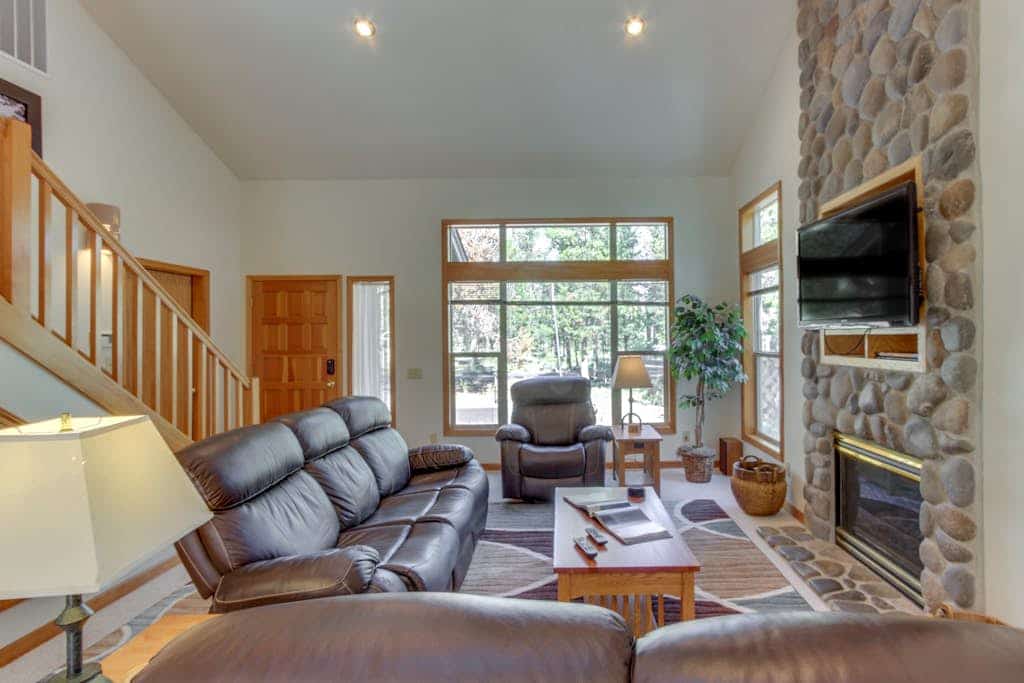 Redwood Lane 08