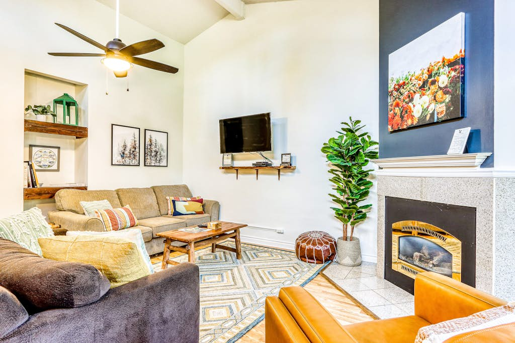 Dog-Friendly Condo Steps from the Village with Balcony, WiFi & Gas Fireplace