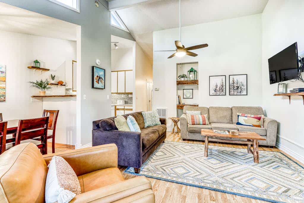 Sun River Retreat