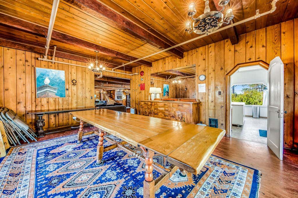 Dog-Friendly Home with Sea Views on Little Beach and Half-Mile to the Ocean