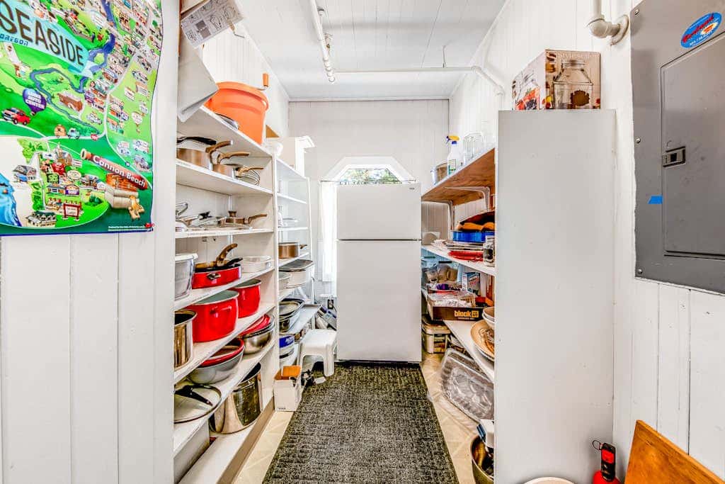 Dog-Friendly Home with Sea Views on Little Beach and Half-Mile to the Ocean