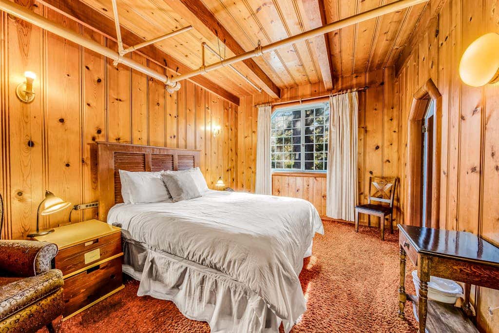 Dog-Friendly Home with Sea Views on Little Beach and Half-Mile to the Ocean