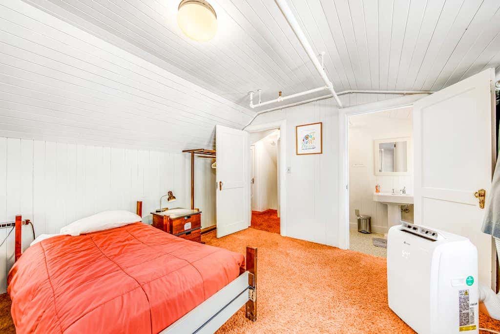 Dog-Friendly Home with Sea Views on Little Beach and Half-Mile to the Ocean