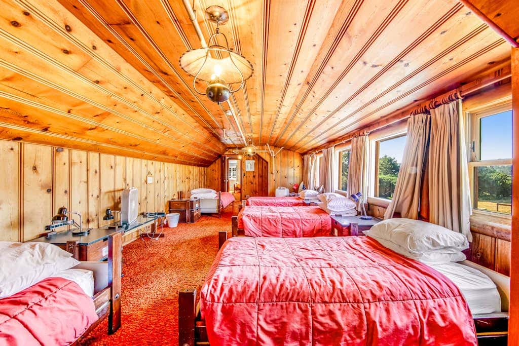 Dog-Friendly Home with Sea Views on Little Beach and Half-Mile to the Ocean