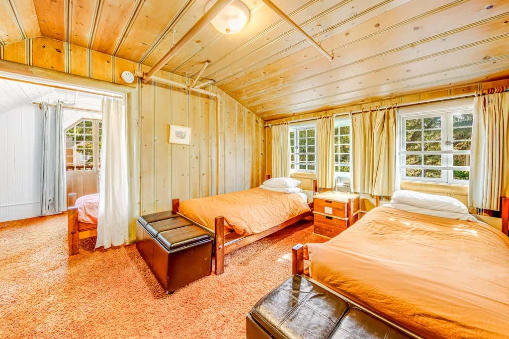 Dog-Friendly Home with Sea Views on Little Beach and Half-Mile to the Ocean