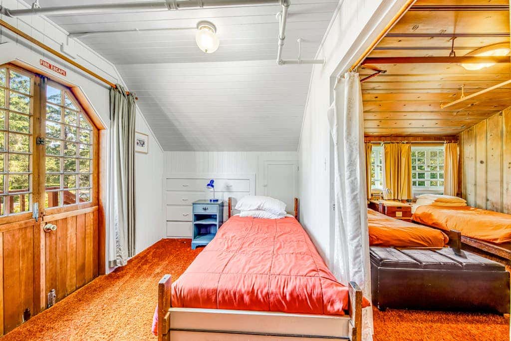 Dog-Friendly Home with Sea Views on Little Beach and Half-Mile to the Ocean